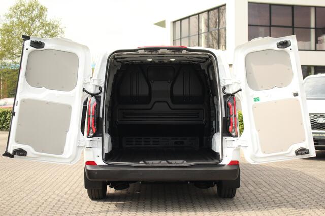 Ford TRANSIT CUSTOM E-Transit 320 L1H1 Trend | 71 kWh | 160kW/218pk | Camera | Carplay/Android | Cruise | Lease 681,- p/m