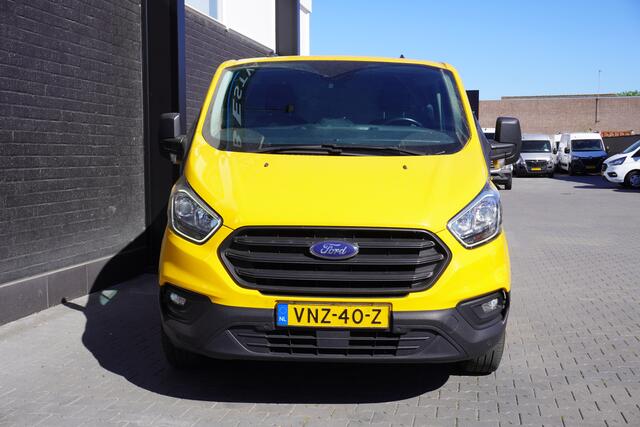 Ford TRANSIT CUSTOM 2.0 TDCI 130PK L2 EURO 6 - Airco - Cruise - Trekhaak - ¤ 13.900,- Excl.