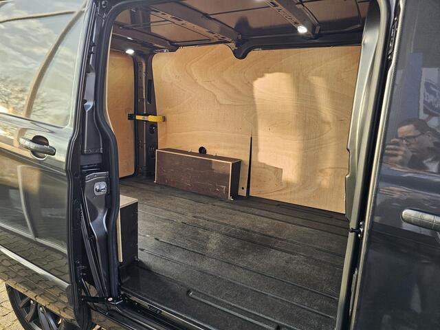 Ford TRANSIT CUSTOM 320 2.0 TDCI L1H1 Sport | SCI | 185pk Automaat| Bi-Xenon | Achteruitrijcamera | Stoel + Voorruit verwarming | 3 zits | Verlengde Fabrieksgarantie t/m 02/2027