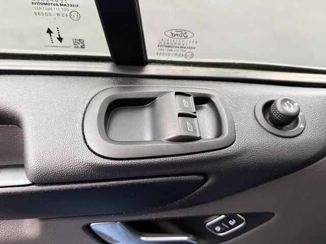 Ford TRANSIT CUSTOM 2.0TDCi 130PK Lang Business | 2800Kg Trekgewicht | Airco | Cruise | 3-Zits | Betimmering