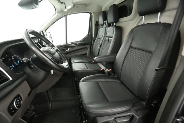 Ford TRANSIT CUSTOM 2.0 TDCI Sport L2H1 185PK | Aut. | Airco | Adap. Cruise | Camera | Carplay | 3 Zits | Trekhaak | 2xSchuifdeur