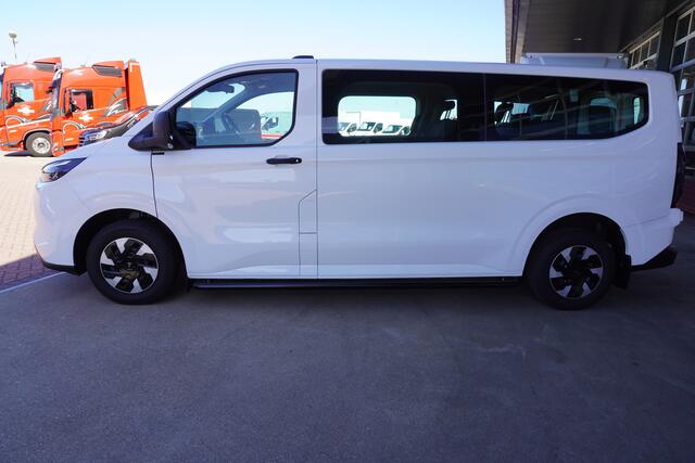 Ford TRANSIT CUSTOM 340L 2.5 PHEV 233PK L2H1 Trend 9 Persoons PHEV Automaat nr. V055 | Hybride | Airco | Cruise | Apple CP| Side bars