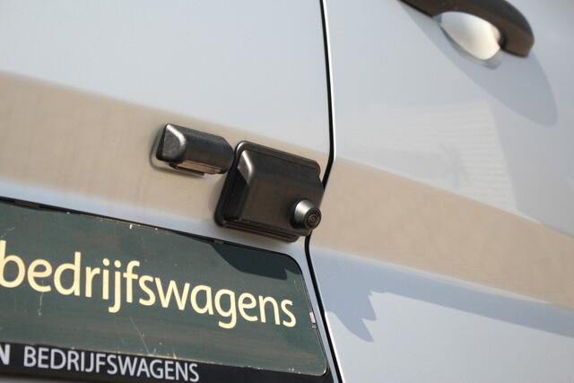 Ford TRANSIT CUSTOM E-Transit 320 L1H1 Trend | 71 kWh | 160kW/218pk | Camera | Carplay/Android | Cruise | Lease 681,- p/m
