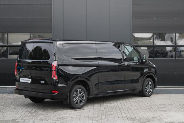 Ford TRANSIT CUSTOM E-Transit 340 L2H1 Limited 71 kWh 218pk | 2x Schuif | DDS LED | 360 Camera | B&O | ACC | Navi | Verwarmd stuurwiel | Elek trekhaak | AGR-stoel | Rijklaar