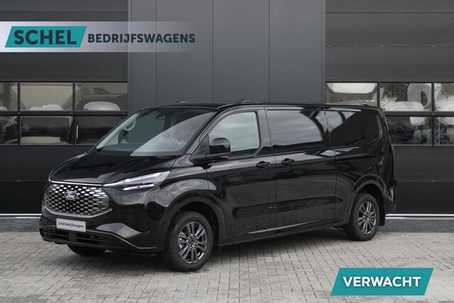 Ford TRANSIT CUSTOM E-Transit 340 L2H1 Limited 71 kWh 218pk | 2x Schuif | DDS LED | 360 Camera | B&O | ACC | Navi | Verwarmd stuurwiel | Elek trekhaak | AGR-stoel | Rijklaar