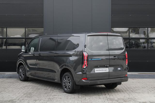 Ford TRANSIT CUSTOM E-Transit 340 L2H1 Limited 71 kWh 218pk | 2x Schuif | DDS LED | 360 Camera | B&O | ACC | Navi | Verwarmd stuurwiel | Elek trekhaak | AGR-stoel | Rijklaar