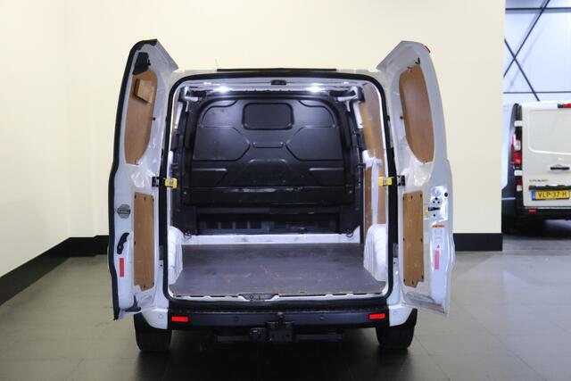 Ford TRANSIT CUSTOM 2.0 TDCI Automaat 2x Schuifdeur L2 EURO 6 - Airco - ACC - Trekhaak - ¤ 16.900,- Excl.