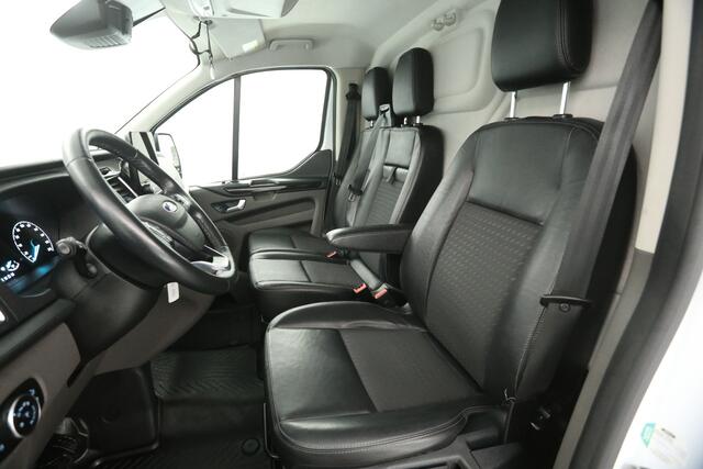 Ford TRANSIT CUSTOM 2.0 TDCI L1H1 Sport 185PK | Aut. | Airco | Camera | Adap. Cruise | 3 Zits | Carplay | 2xSchuifdeur