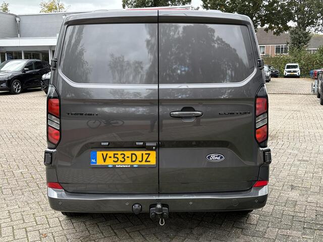 Ford TRANSIT CUSTOM 320 2.0 TDCI L2H1 Limited 136pk | Trekhaak | Stoel- & Stuurwielverwarming | Navigatie | LM Velgen | Doorschuifluik | Passagiersbank |