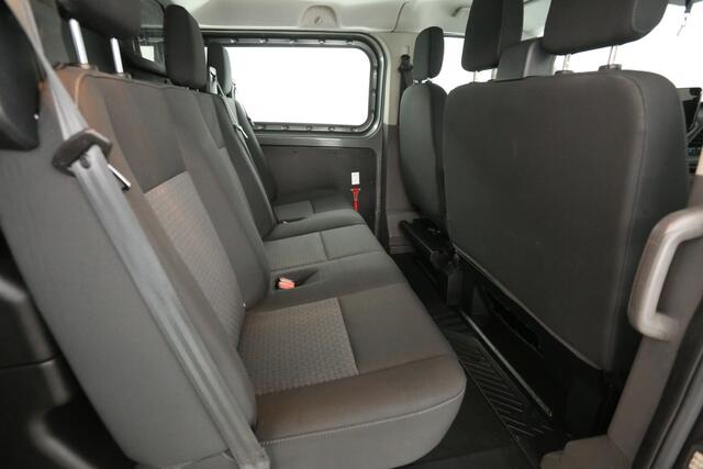 Ford TRANSIT CUSTOM 2.0 TDCI L2H1 Limited | DC | 6 Zits | Airco | Cruise | Carplay | 2800KG Trekgew. | Trekhaak | Parkeersens.