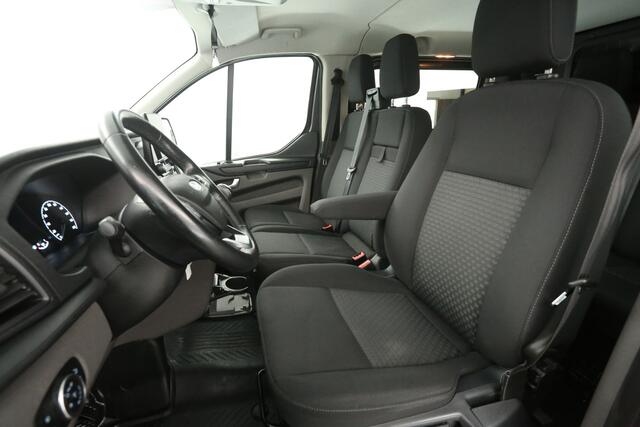 Ford TRANSIT CUSTOM 2.0 TDCI L2H1 Limited | DC | 6 Zits | Airco | Cruise | Carplay | 2800KG Trekgew. | Trekhaak | Parkeersens.