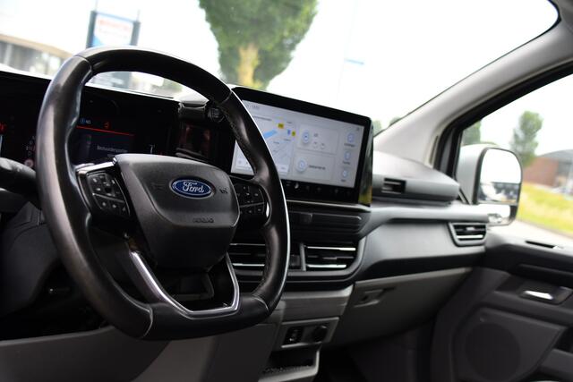 Ford TRANSIT CUSTOM 300 2.0 TDCI L2H1 Limited PB Edition Adaptieve Cruise, Camera, Carplay, 170pk, Automaat, LED, Trekhaak, Stoelverwarming, Sensoren, Uniek!