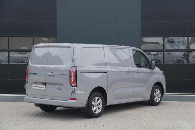 Ford TRANSIT CUSTOM E-Transit 320 L1H1 Limited 71 kWh 218pk - Stoel + Stoel - Keyless - Stoelverwarming - Camera - Carplay - Rijklaar