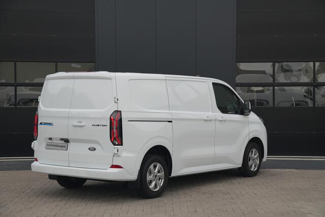 Ford TRANSIT CUSTOM E-Transit 320 L1H1 Limited 71 kWh 218pk - Keyless - Stoelverwarming - Camera - Carplay - Rijklaar