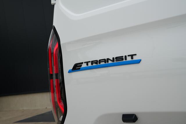 Ford TRANSIT CUSTOM E-Transit 320 L1H1 Limited 71 kWh 218pk - Keyless - Stoelverwarming - Camera - Carplay - Rijklaar