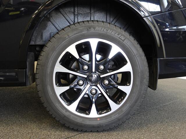 Ford TRANSIT CUSTOM 320 2.0 TDCI L2H1 Sport 170PK Automaat Airco Cruise Control Bluetooth Navi Trekhaak