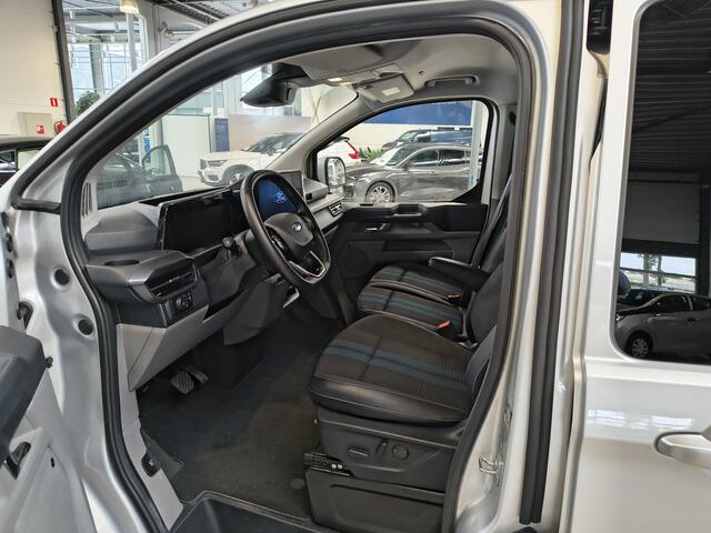 Ford TRANSIT CUSTOM 300 2.0 TDCI 170 pk L2H1 Sport DC | Trekhaak | 360° Camera | B&O | Adapt. cruise | 4 seiz. banden | 6 persoons | BPM vrij!
