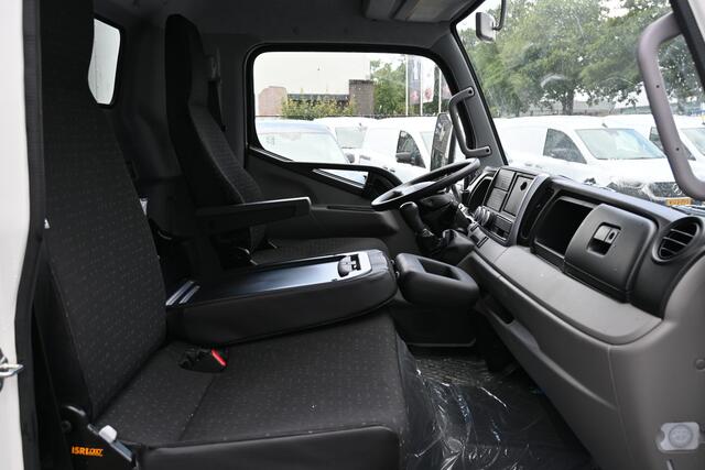 Fuso CANTER 3C15 3.0 DI 340 Bakwagen met laadklep Dhollandia klep, Geveerde stoel