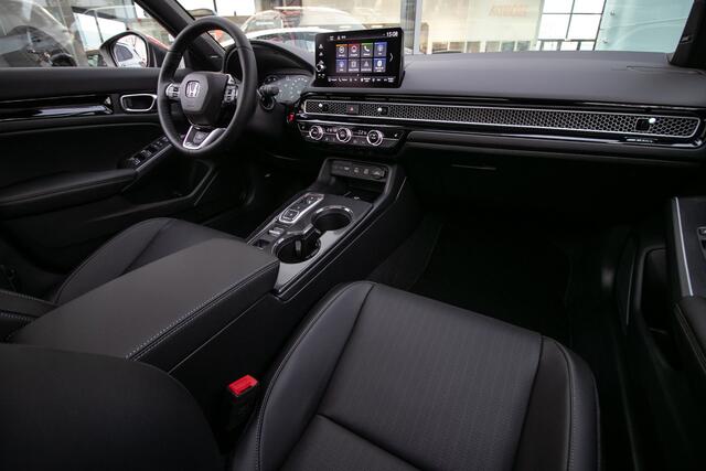 Honda CIVIC 2.0 e:HEV Advance - Cons. prijs rijklaar | Schuifdak | Navi | Leder