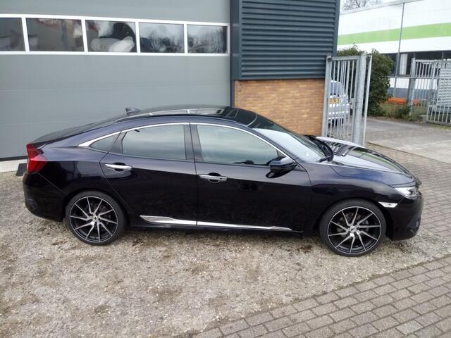 Honda CIVIC Sedan 1.5i-Vtec Executive Automaat