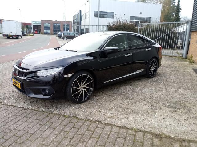 Honda CIVIC Sedan 1.5i-Vtec Executive Automaat