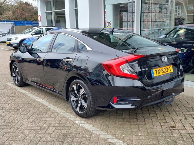 Honda CIVIC 1.5 i-VTEC EXECUTIVE AUTOMAAT Leder | Dodehoeksens. | Keyless | TOPCONDITIE!