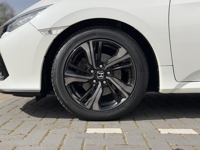 Honda CIVIC 1.5 i-VTEC Prestige | GEEN AFLEVERKOSTEN | Schuif-/kanteldak, Parkeersensoren, Navigatie