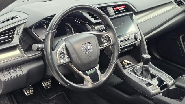 Honda CIVIC 1.0 i-VTEC Executive | NAP | Pano | Cruise | Navigatie | ACC | Keyless | Stoelverwarming | Camera | Trekhaak