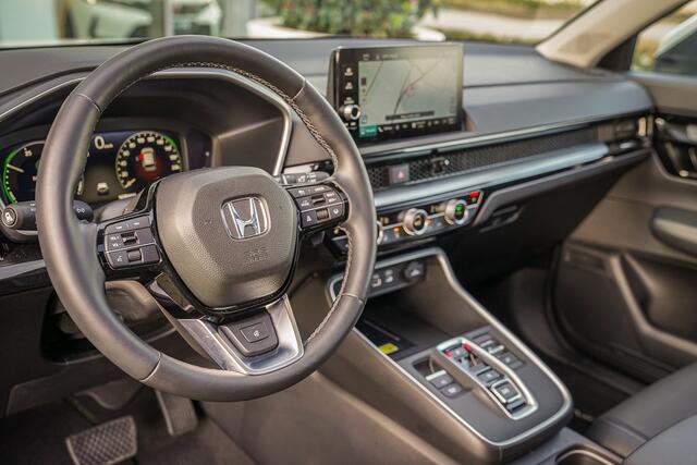 Honda CR-V 2.0i e:HEV ELEGANCE - AERO PACK - TREEPLANKEN - INSTAPLIJSTEN