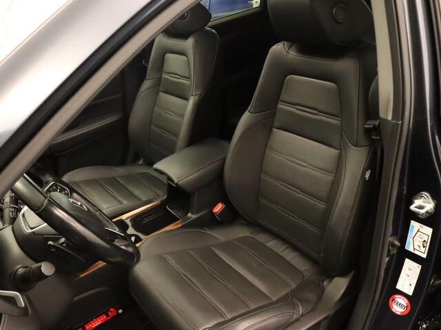 Honda CR-V 2.0 Hybrid AWD Executive - ORIGINEEL NEDERLANDSE AUTO - LEDEREN BEKLEDING - ELEKTRISCHE STOELVERSTELLING BESTUURDERSKANT - 4 WIELAANDRIJVING - PANORAMADAK - ELEKTRISCHE ACHTERKLEP - HEAD UP DISPLAY - VOLLEDIG HONDA DEALER ONDERHOUDEN - TREEPLANKEN - NAVI