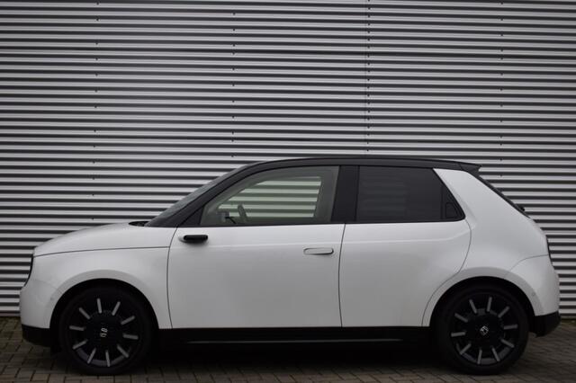 Honda E ADVANCE / 360 CAM. / P.DAK / ADAP. CRUISE