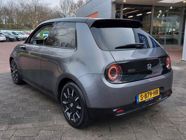 Honda E 36kwh Advance 17" | Navi | Apple Carplay+Android Auto | Clima | Adap.Cruise | Dodehoek+Rijstrooksensor | Keyless Entry | Led Koplampen | Pdc V+A+Camera | Stoel+Stuurverwarming | Privacy Glass