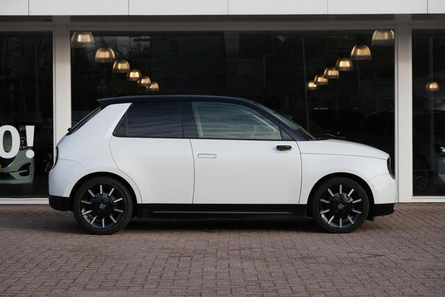 Honda E 36kWh 154pk Advance 17" | Leer | Navi | Climate | 360° Camera | Panoramadak