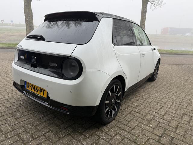 Honda E Advance 16" Rijbereik tot 222km (WLTP)