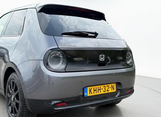 Honda E Advance 16" CARPLAY - PANO - STOELVERWARMING - 360 CAMERA - DIGITALE SPIEGELS