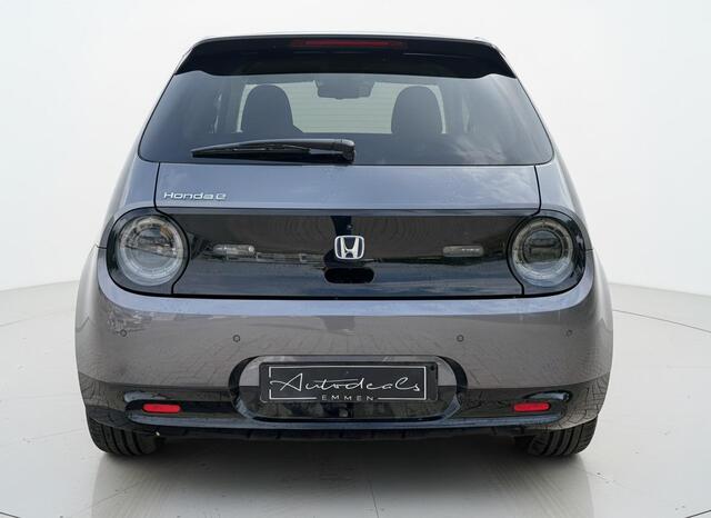 Honda E Advance 17" CARPLAY - PANO - STOELVERWARMING - 360 CAMERA - DIGITALE SPIEGELS