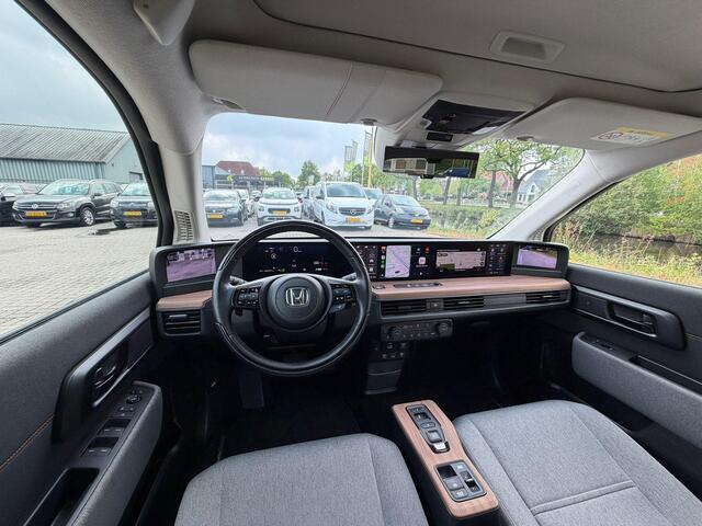 Honda E Advance 16" CARPLAY - PANO - STOELVERWARMING - 360 CAMERA - DIGITALE SPIEGELS