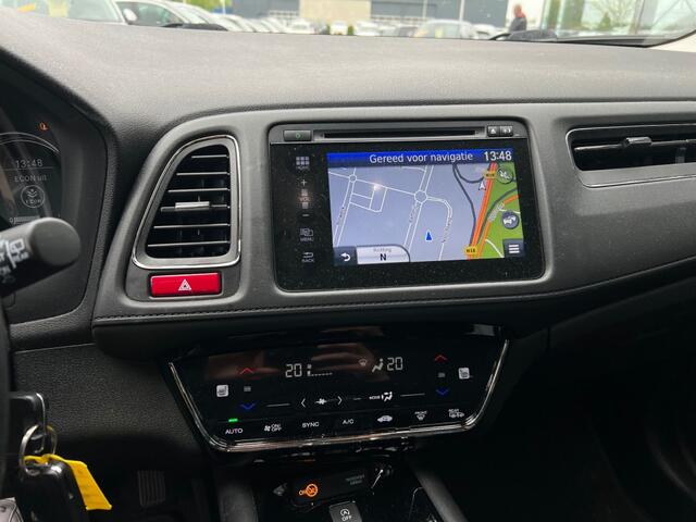 Honda HR-V 1.5 i-VTEC Elegance - stoelverwarming - navi