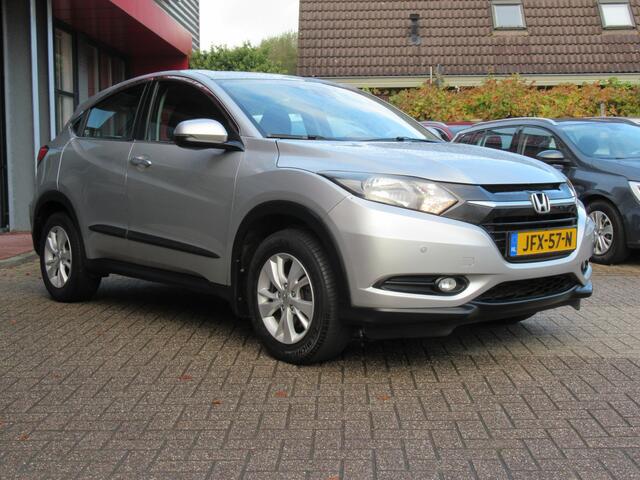 Honda HR-V 1.5 i-VTEC Elegance 130-PK| Automaat | Clima-Airco | Navigatie | Parkeersensoren | Incl. BOVAG Garantie | Bluetooth | Lichtmetalen velgen |