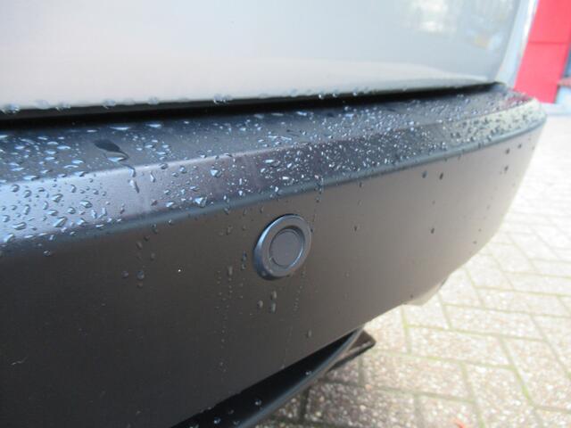 Honda HR-V 1.5 i-VTEC Elegance 130-PK| Automaat | Clima-Airco | Navigatie | Parkeersensoren | Incl. BOVAG Garantie | Bluetooth | Lichtmetalen velgen |