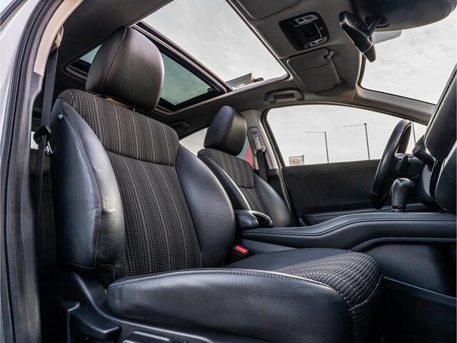 Honda HR-V 1.5 i-VTEC Executive ORG NL PANO CAMERA STOELVERW