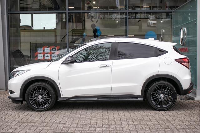 Honda HR-V 1.5 i-VTEC Executive Black Edition Automaat - Leder | Sidesteps | Dealer onderhouden