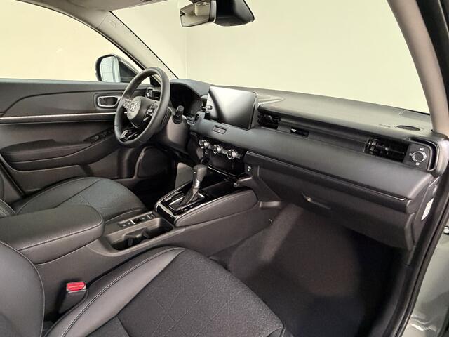 Honda HR-V 1.5 e:HEV Advance Style NIEUW !!!!!! Camera / PDC / Stoel & Stuur verw./ Navi / Apple / LED / Dodehoek