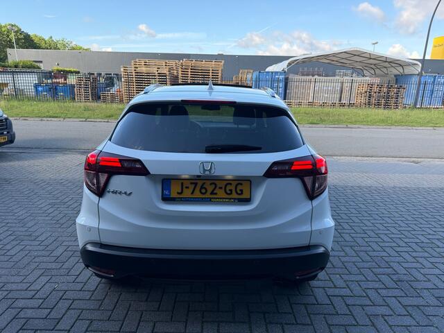 Honda HR-V 1.5 i-VTEC Executive | 1E EIGENAAR | 12MND GARANTIE | AUTOMAAT | PANO | LED | DAB | NAVI | CRUISE |