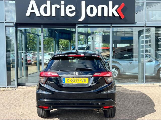 Honda HR-V 1.5 i-VTEC Executive AUTOMAAT | PANORAMADAK | CAMERA | PARKEER SENSOREN V+A | NAVIGATIE | HALF LEDER | NED. AUTO |