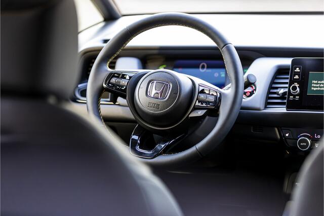 Honda JAZZ 1.5 e:HEV Advance Sport Navigatie, Parkeersensoren V+A, Apple/Android , All-in Rijklaarprijs