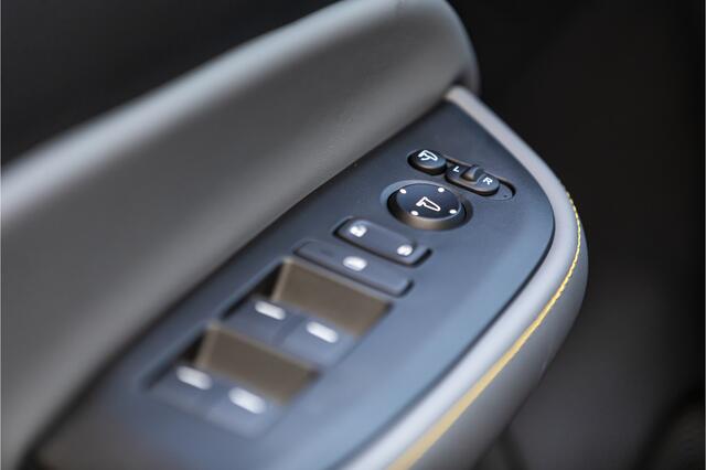 Honda JAZZ 1.5 e:HEV Advance Sport Navigatie, Parkeersensoren V+A, Apple/Android , All-in Rijklaarprijs