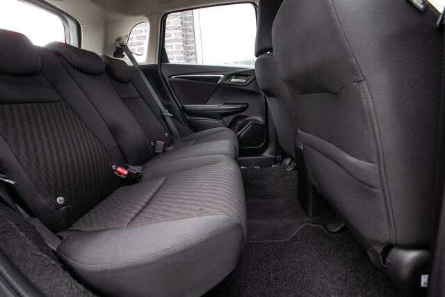 Honda JAZZ 1.5 i-VTEC Dynamic al-in rijklrprs | all season banden