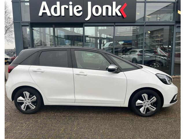 Honda JAZZ 1.5 e:HEV Executive | AUTOMAAT | TREKHAAK | CAMERA | NAVIGATIE | APPLE & ANDROID AUTO | NED AUTO | DEALER ONDERHOUDEN | STUUR + STOELVERWARMING |