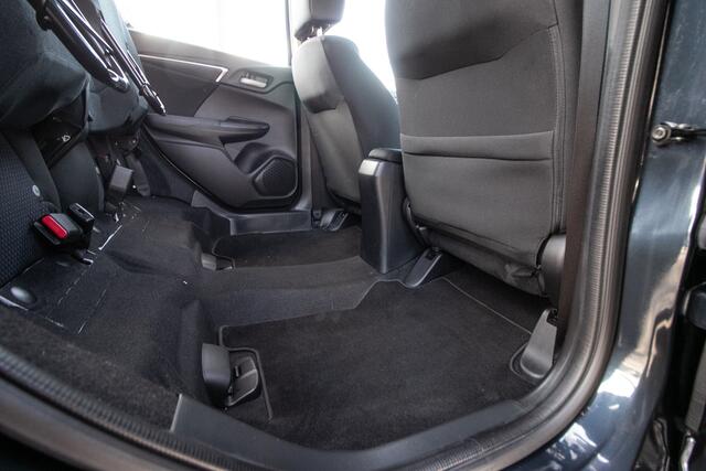 Honda JAZZ 1.3 i-VTEC Comfort | navigatie | DAB | verwarmde stoelen